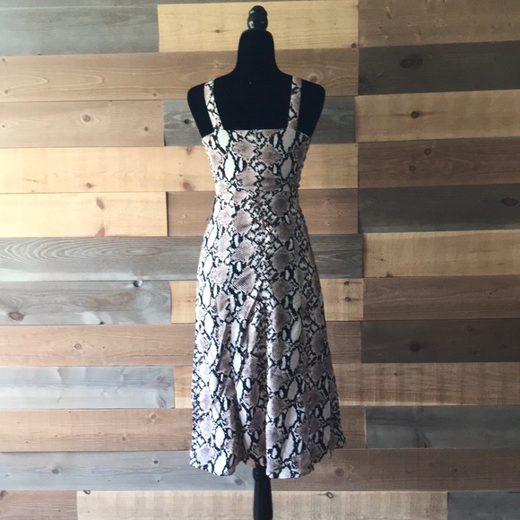 EXPRESS Snakeskin Print Lace-up Midi Dress - Picture 5 of 5